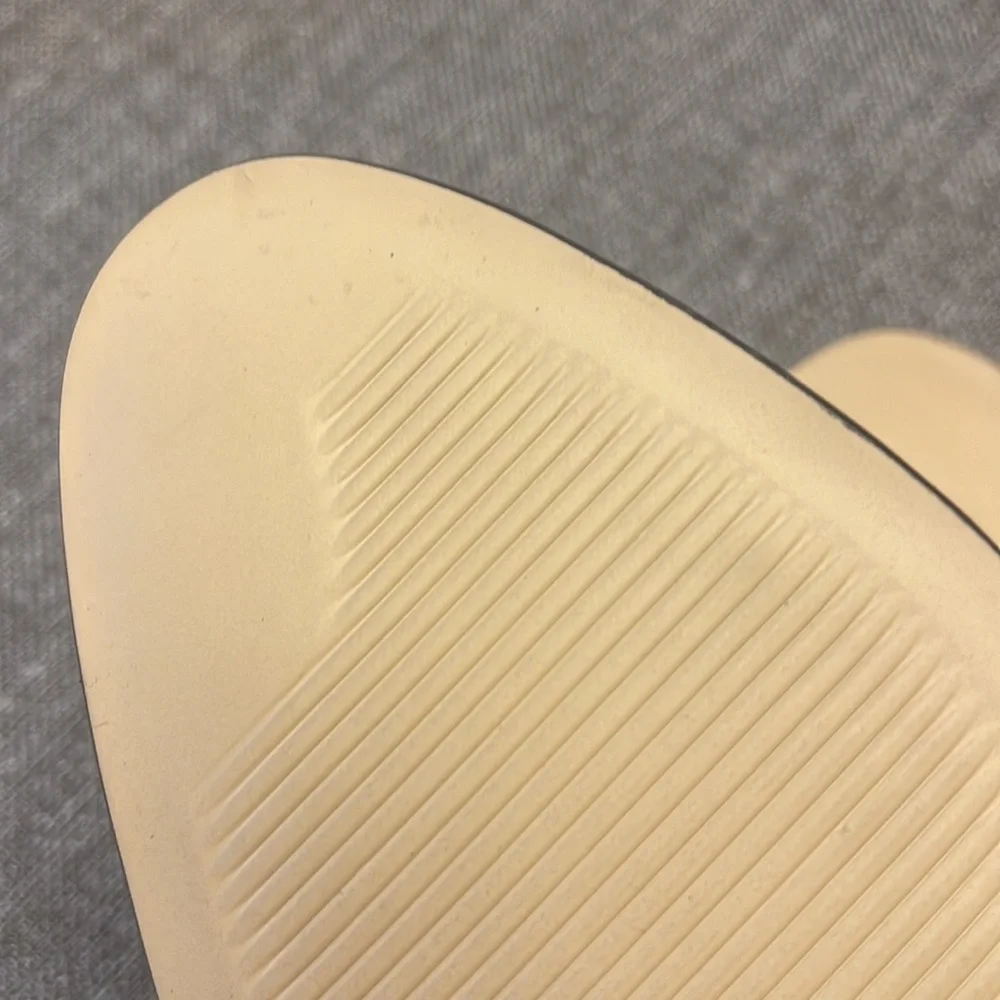 Trotters Womens Liz Loafer Basket Weave Almond Toe. NWOT - Picture 3 of 4